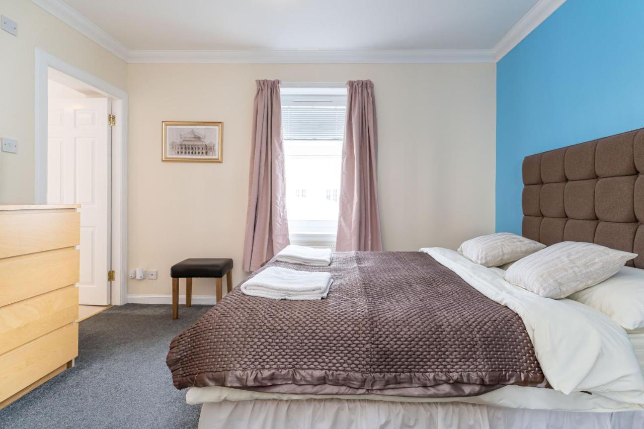 New Four Bedroom House - All Rooms Ensuite Stirling Exterior photo